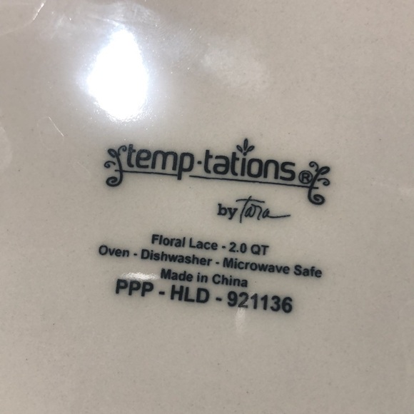 Temp-tations Heart Shaped Bowl and Matching Serving Spoon - Picture 6 of 8